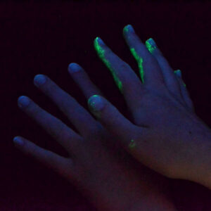 wash & glow glove hygiene training kit